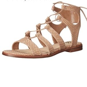 Vince Camuto Gladiators sandals